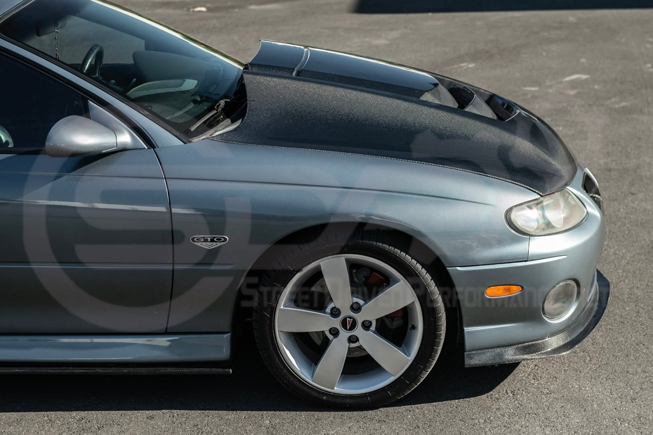2004-2006 PONTIAC GTO | ZR1 STYLE CARBON FIBER FRONT VENTED COWL HOOD